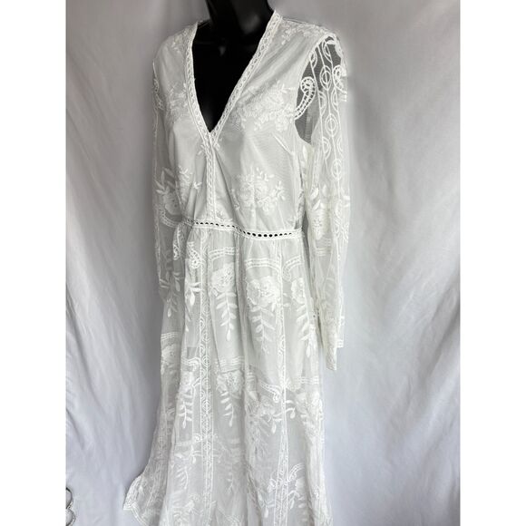 BOHO Beach Hut NWT Maxi White Embroidered Dress Lace Crochet Long Bohemian M - Picture 6 of 12